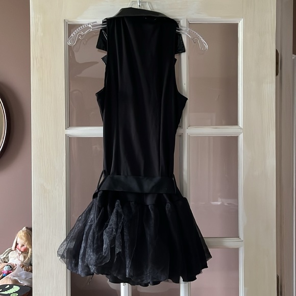 Halloween Police outfit- Free fishnets - Picture 4 of 5